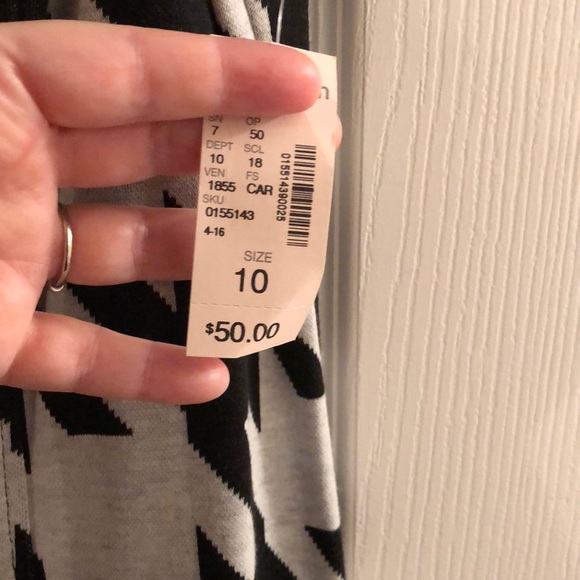 Dressbarn dress - Picture 2 of 3